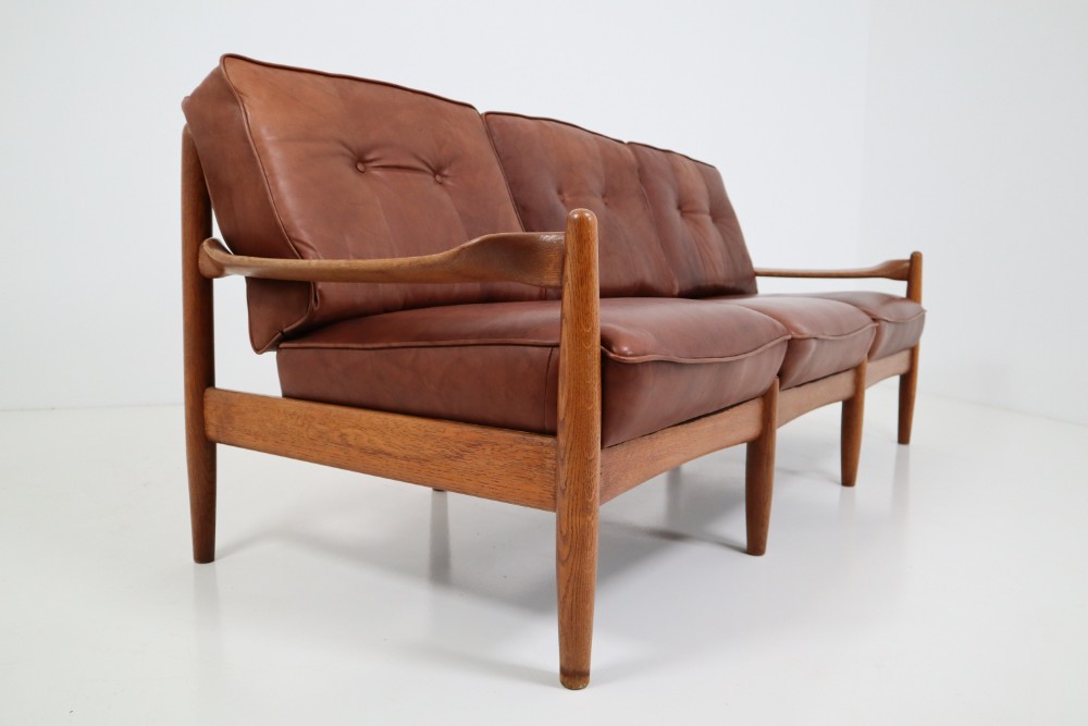 Mid Century Modern Leather Sofa Mid 20th Century Sofas And Benches Seating Davidowski